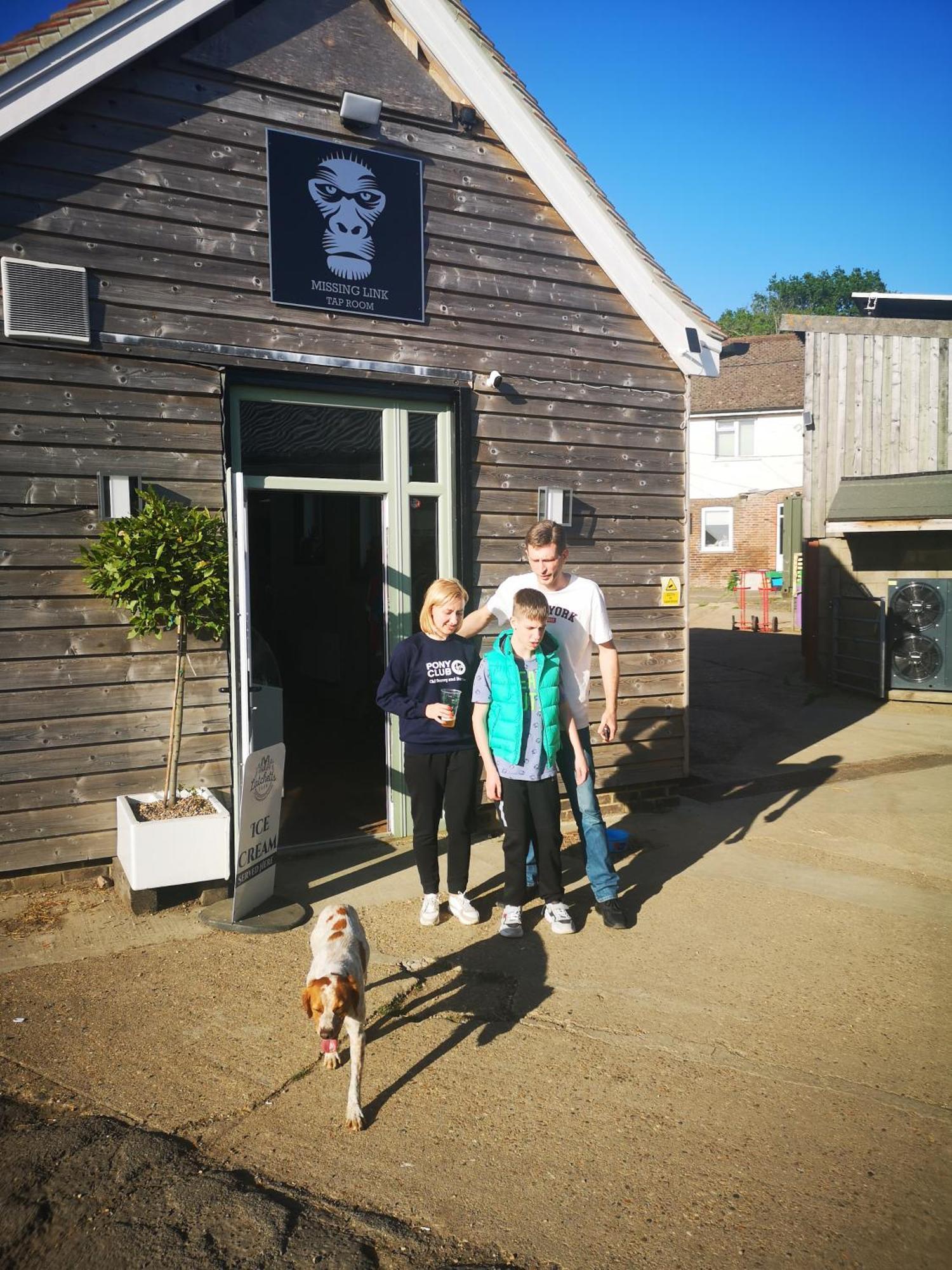 Hotel Missin' Link Glamping West Hoathley Exterior foto